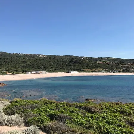 Bella Casa Al Mare Calarossa דירה